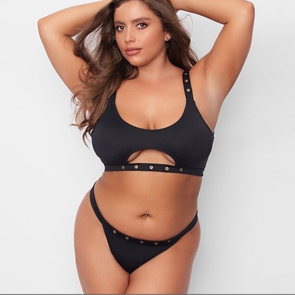 2pc Peekaboo Bikini w/Metal Embellishments - Picture 1 of 2